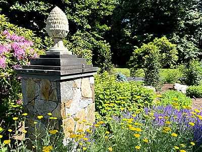 Seahorse Fine Gardening | NH perennial garden install